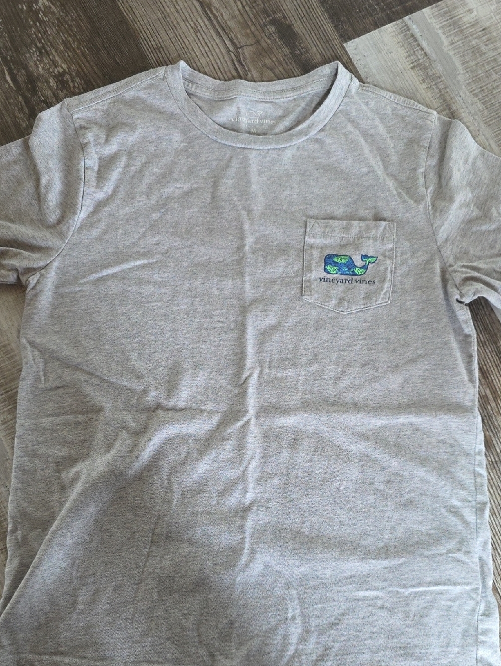 Vineyard Vines Heather Gray Pocket Tee with Blue-Green Whale